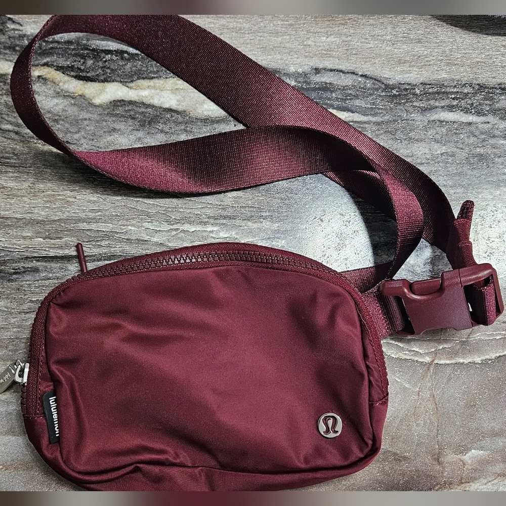 Everywhere belt bag
